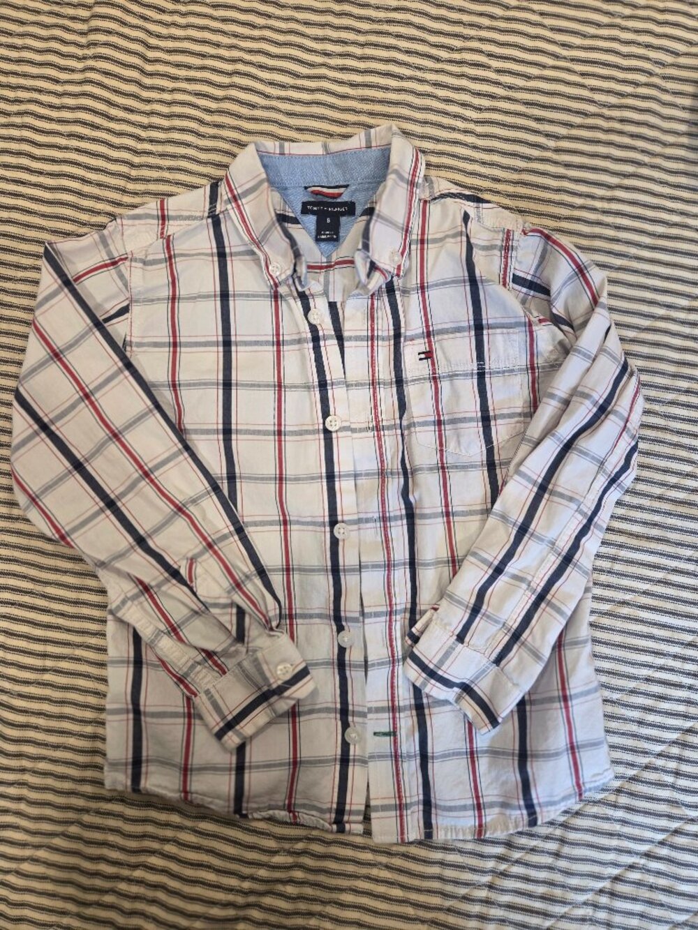 Boys Tommy Hilfiger Button Down Size 6